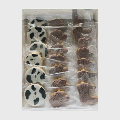 Fondant decorated cookies